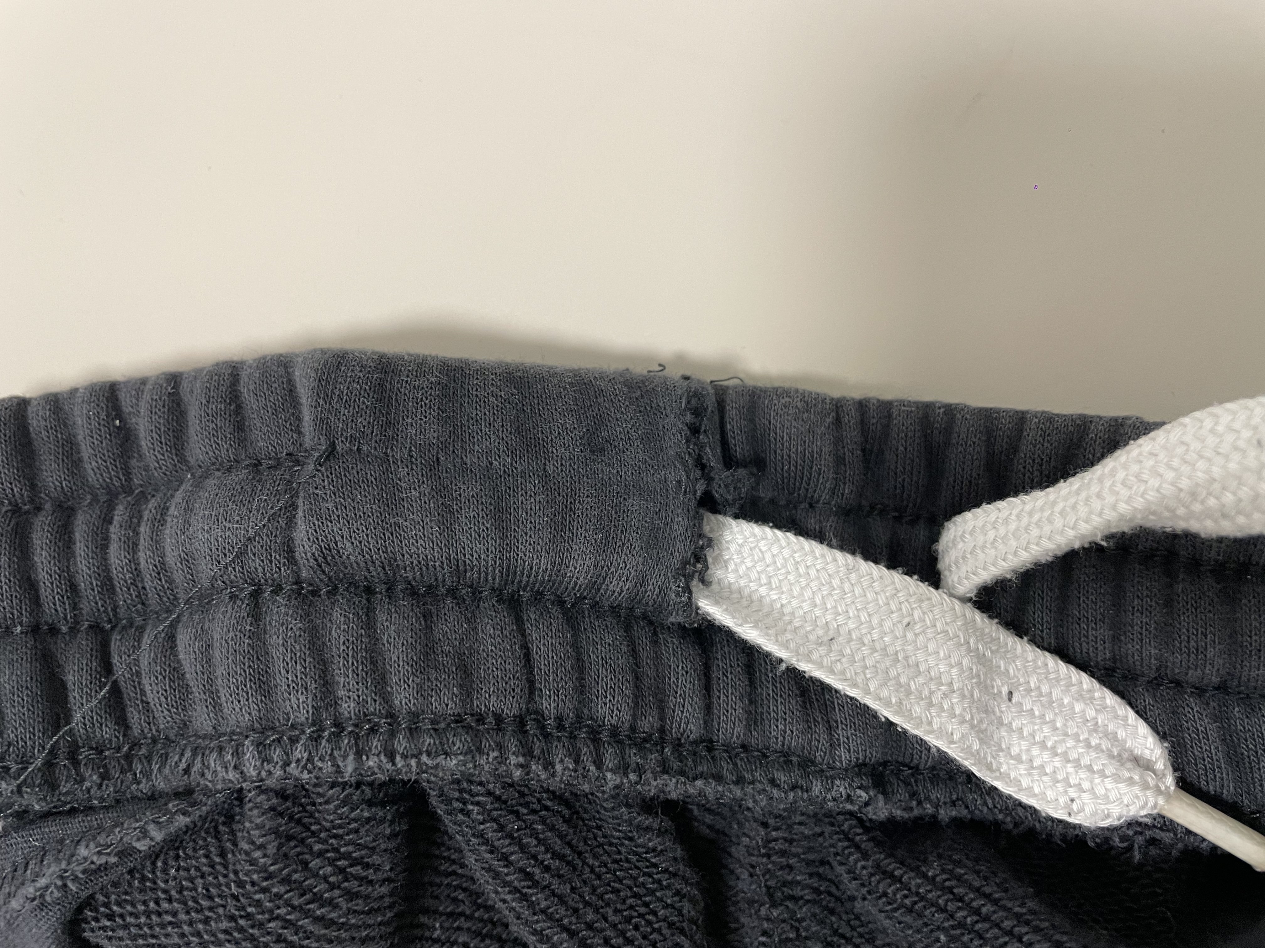 שימו לב שהמקליט מוסתר היטב